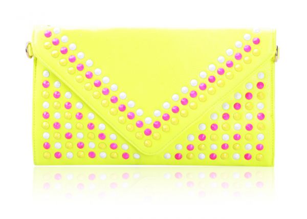 Clutch com Rebites